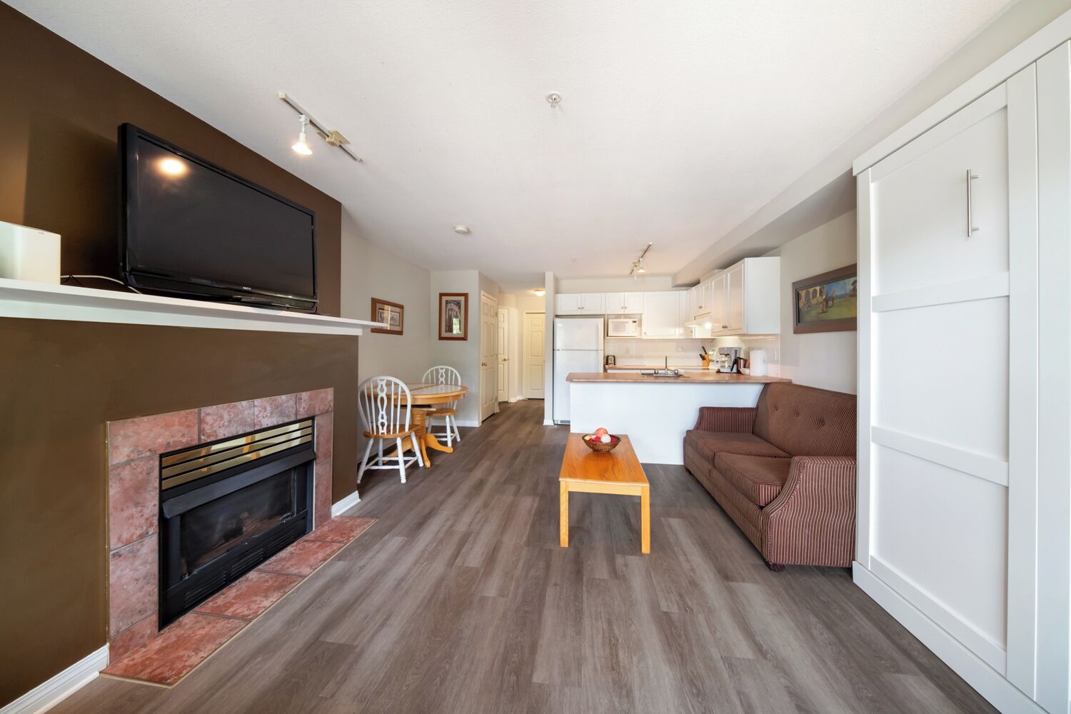 Comfort Studio | Living area