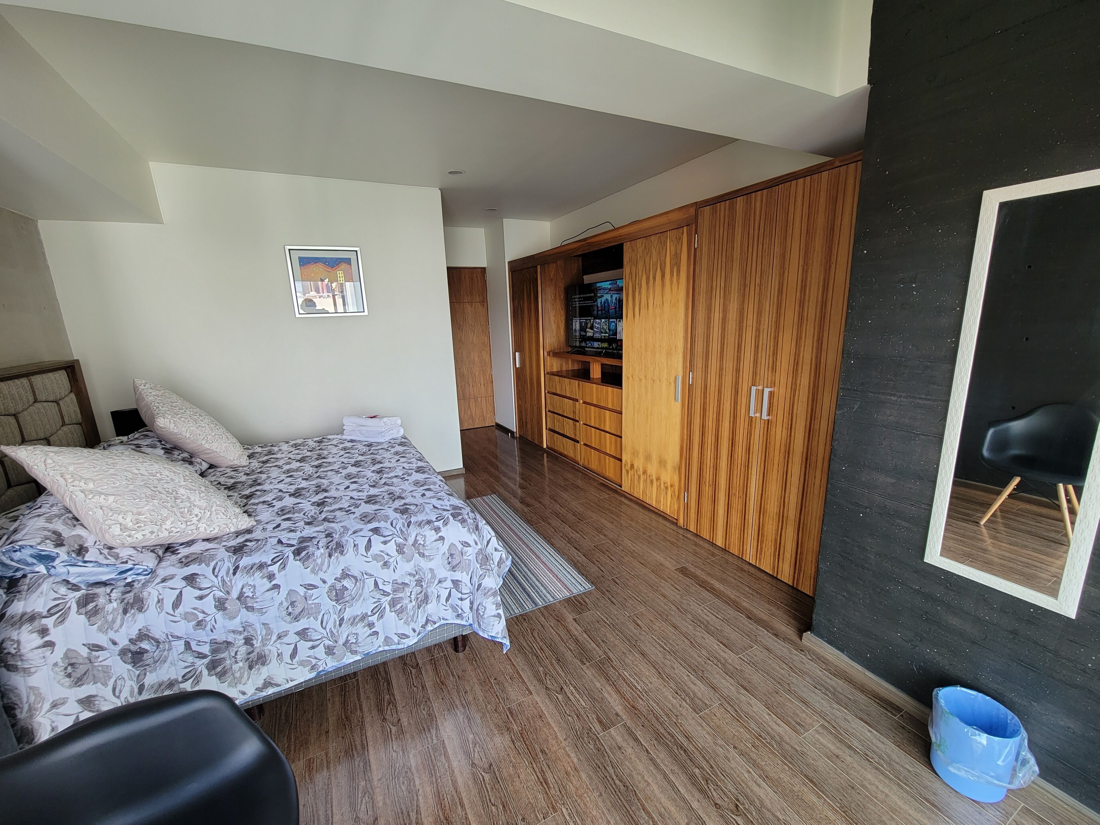 Photo - Del Parque Suites