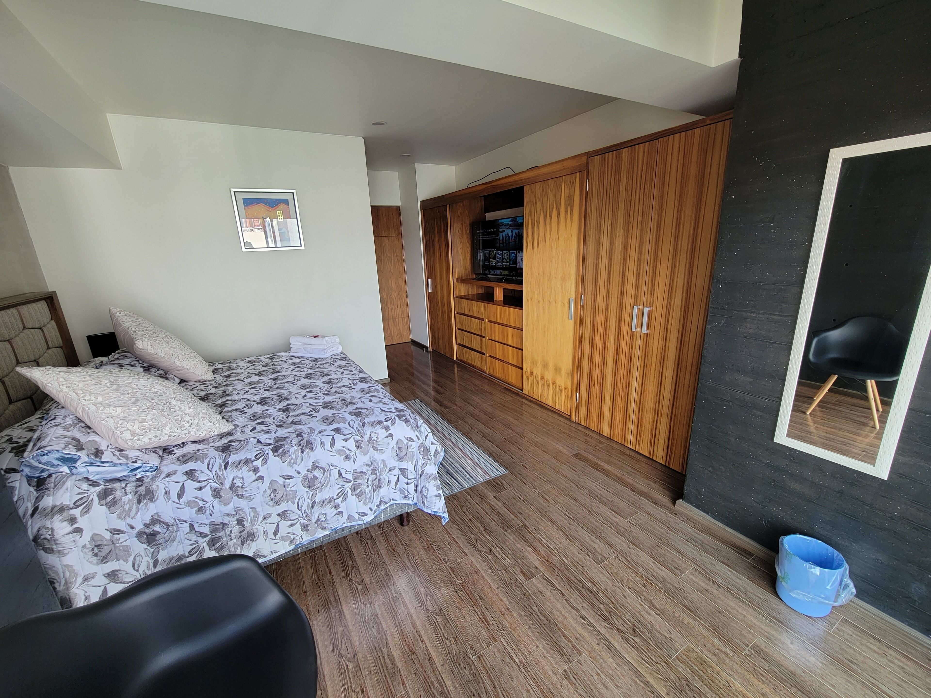 Photo - Del Parque Suites