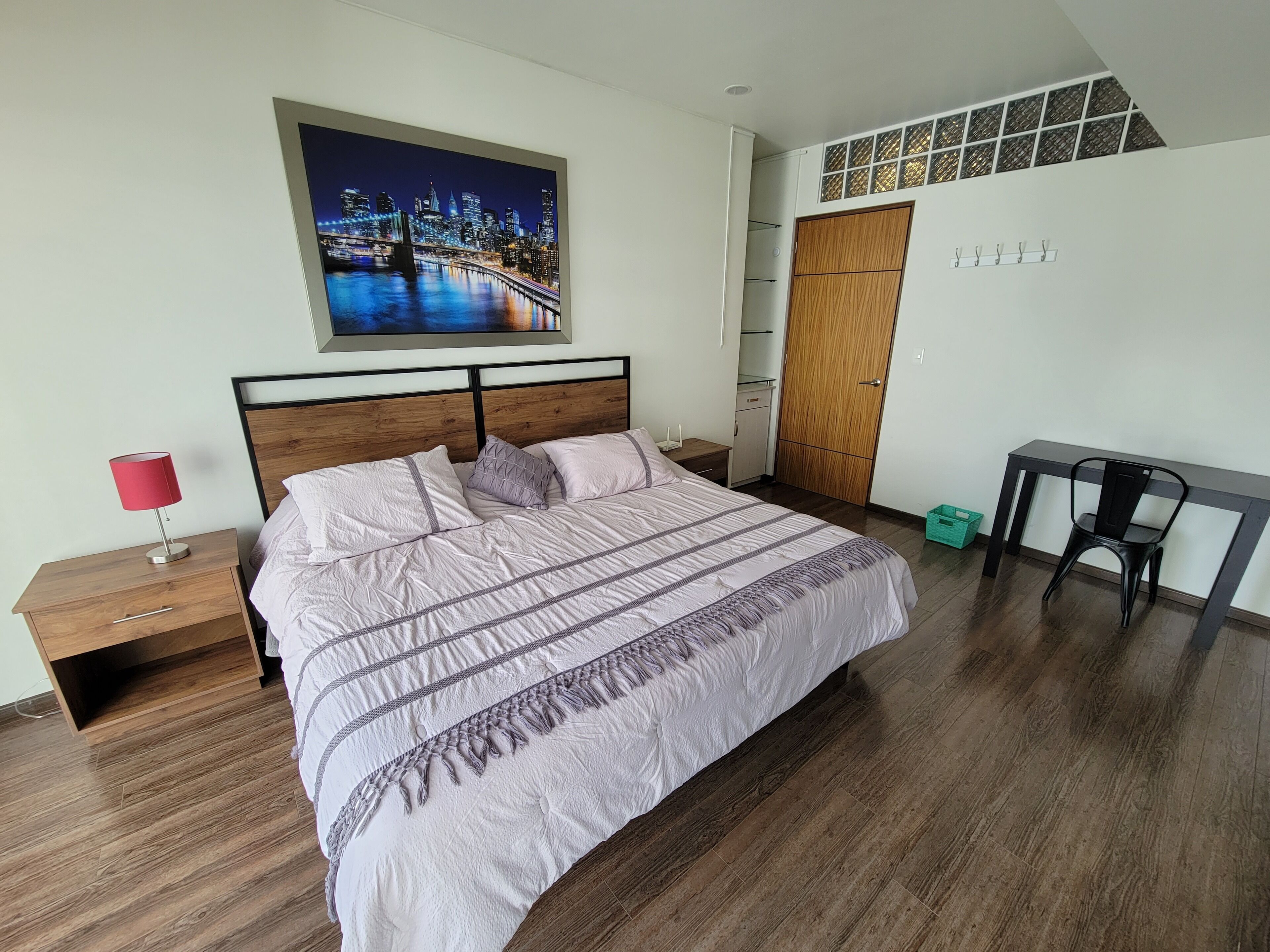 Photo - Del Parque Suites