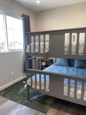 2 bedrooms, free WiFi, bed sheets