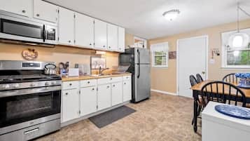 Fridge, microwave, oven, toaster