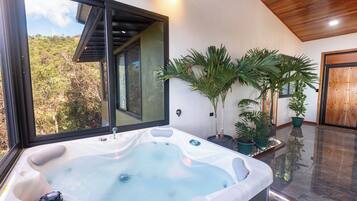Bubbelpool inomhus