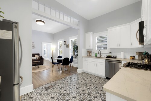 1430- Sweet Dreams, Single Level, Arenas 1 Mile, Pet & Kid Friendly, Sleeps 9