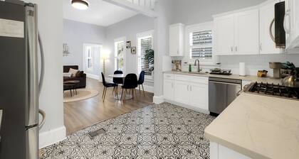 1430- Sweet Dreams, Single Level, Arenas 1 Mile, Pet & Kid Friendly, Sleeps 9