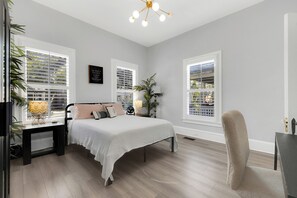 3 bedrooms, desk, iron/ironing board, free WiFi - 1430-Single Level, Vystar 1 Mile, Pet & Kid Friendly, Sleeps 9 (Jacksonville)