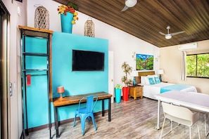 Individually decorated, individually furnished, blackout drapes - Tico Tico Villas Adult Only (Quepos)