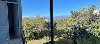 双胞胎旅馆