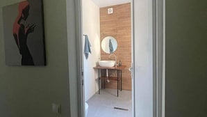 Unclassified image, 5 of 6, button - Twins Guest House (Telavi)