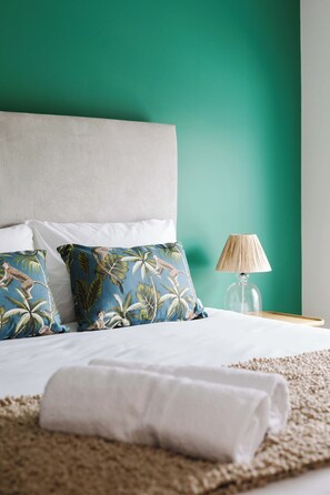 2 chambres, fer et planche à repasser, lit parapluie, Wi-Fi gratuit