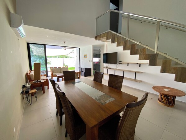 Dining - Amplia Casa Amuebleba & Equipada, Piscina y Jardin Amplio (Yucatan)