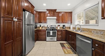 Idyllic Paradise Near Downtown LA