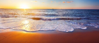 Free Breakfast Included! Pool & Hot Tub Access. Great Location!