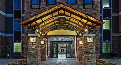Free Daily Breakfast, Indoor Pool + Hot Tub Access