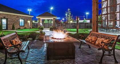 Free Daily Breakfast, Indoor Pool + Hot Tub Access