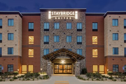 Equipped Studio | Free Daily Breakfast, Indoor Pool + Fitness Center