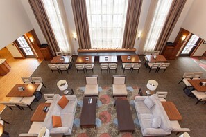 Interior - Queen Studio Suite | Free Breakfast + Pool (Bowling Green)