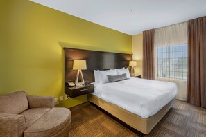 2 bedrooms, in-room safe, iron/ironing board, free WiFi