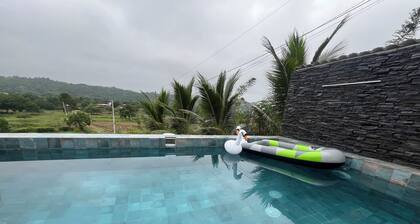 Enorme y lujosa quinta con piscina, cuadron a 10 minutos de montañita, playa