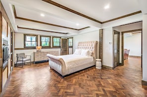 2 bedrooms, desk, free WiFi