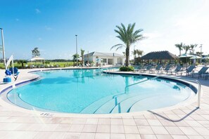 Beheizter Pool