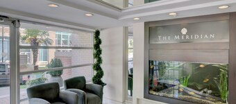 Modern 2-Bed, 2-Bath Urban Oasis in Downtown Vancouver