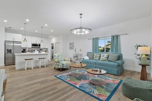 Living area - Luxe Englewood Home Near Beach (Englewood)