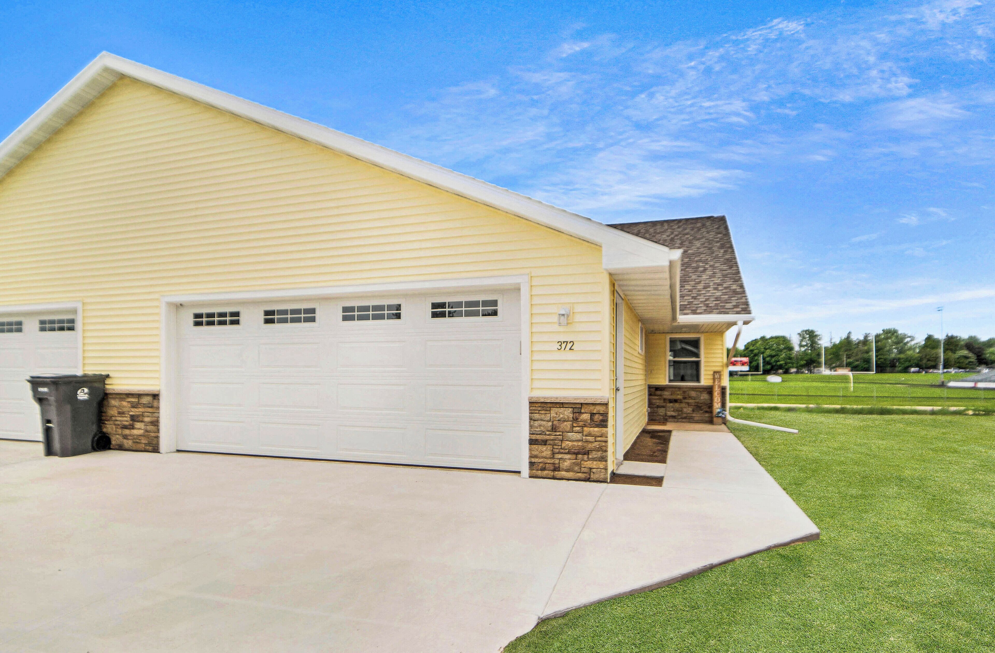 Newly Built Brillion Townhouse - Central to Appleton, Green Bay, Manitowoc, etc
