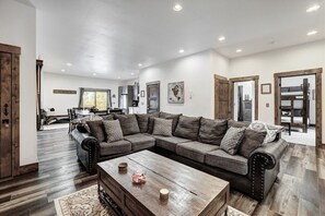 TV connectée, cheminée