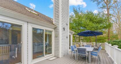 The Endless Summer Hideaway