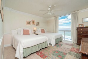 2 bedrooms, individually decorated, individually furnished, bed sheets - Elegant Escape Beach Service Included (Destin)