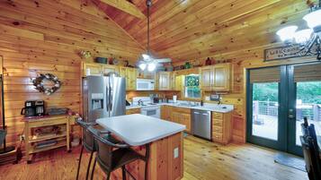 Cabin, Multiple Beds, Hot Tub, Mountain View (Heritage Hideaway 2) | Private kitchen | Coffee/tea maker