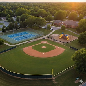 A baseball field with a tennis court and playground. - Ark Encounter 4BR 2 Living Rooms Sleeps 8 (Williamstown)