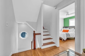 Interior - Heck Street Hideaway (Asbury Park)