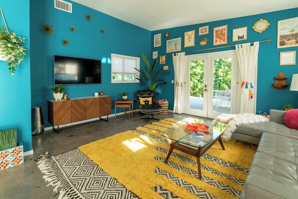 House, Multiple Beds, Pool Access, Pool View | Living area | Fireplace - Rainbow Retreat (Palm Springs)