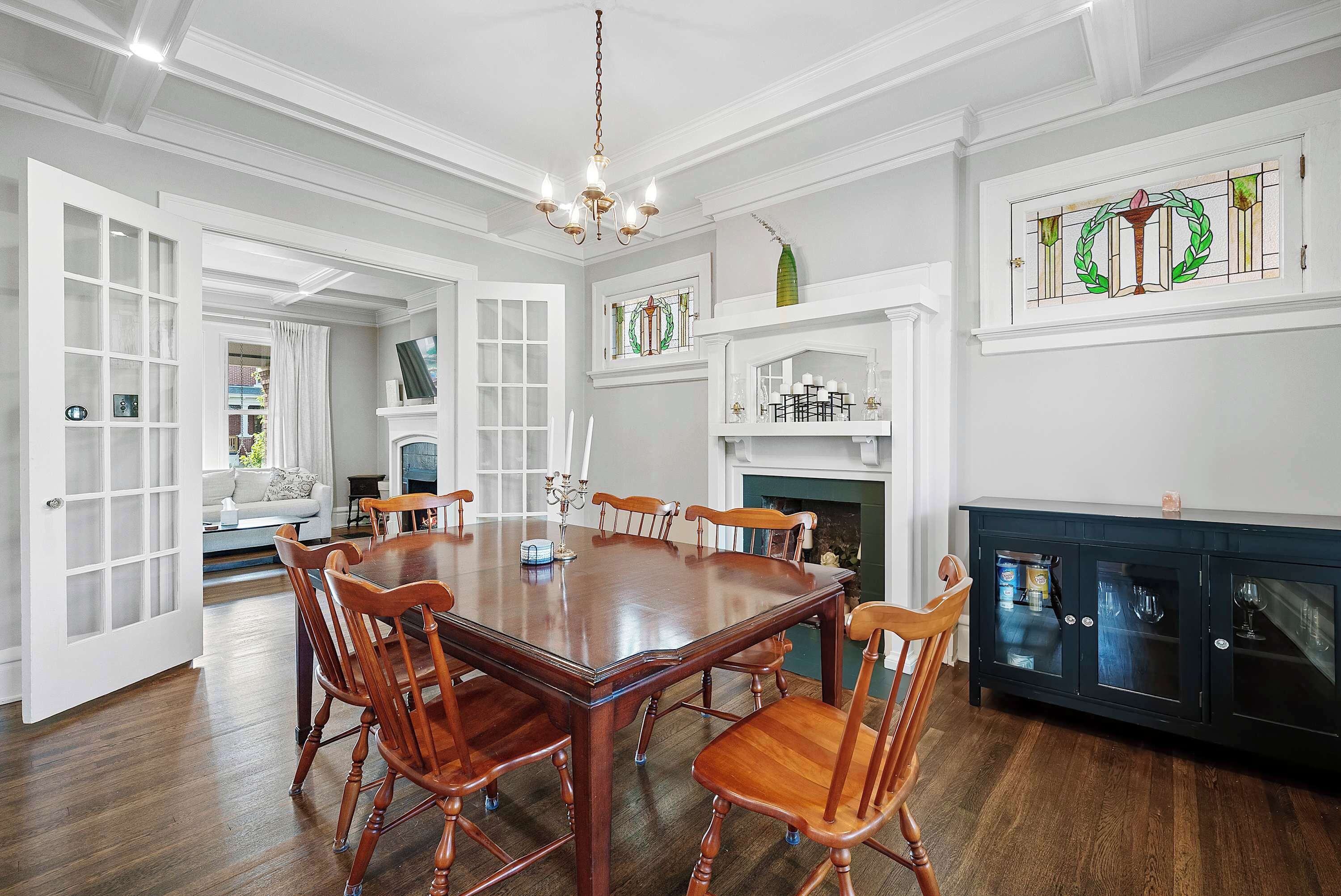 House, Multiple Beds, Balcony | Dining