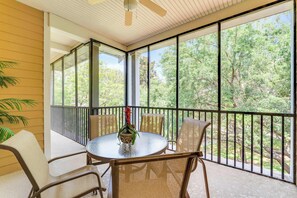 Townhome, Multiple Beds, Balcony, Garden View (Timeless Magic at Bahama Bay) | Outdoor dining