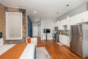 Lägenhet - 1 kingsize-säng - kök | Eget kök | Kaffe- och tebryggare