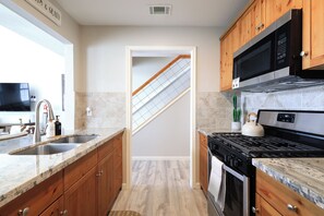 House, Multiple Beds, Hot Tub, Garden View | Private kitchen | Coffee/tea maker - Longhorn Landing (Canyon Lake)