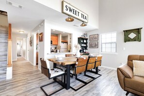 House, Multiple Beds, Hot Tub, Garden View | In-room dining - Longhorn Landing (Canyon Lake)