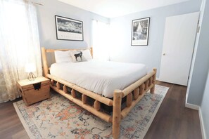 Apartment, 1 Queen-Bett und Schlafsofa, Balkon, Bergblick (Sun Sung Cozy Condo) | 1 Schlafzimmer, individuell dekoriert, individuell eingerichtet