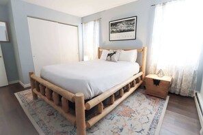Appartement, 1 queensize bed met slaapbank, balkon, uitzicht op bergen (Sun Sung Cozy Condo) | 1 slaapkamer, individueel gedecoreerd, individueel gemeubileerd