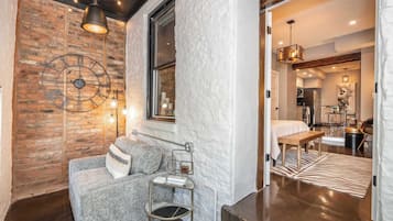 Apartamento de lujo, 1 cama de matrimonio, cocina, vistas a la ciudad | Zona de estar