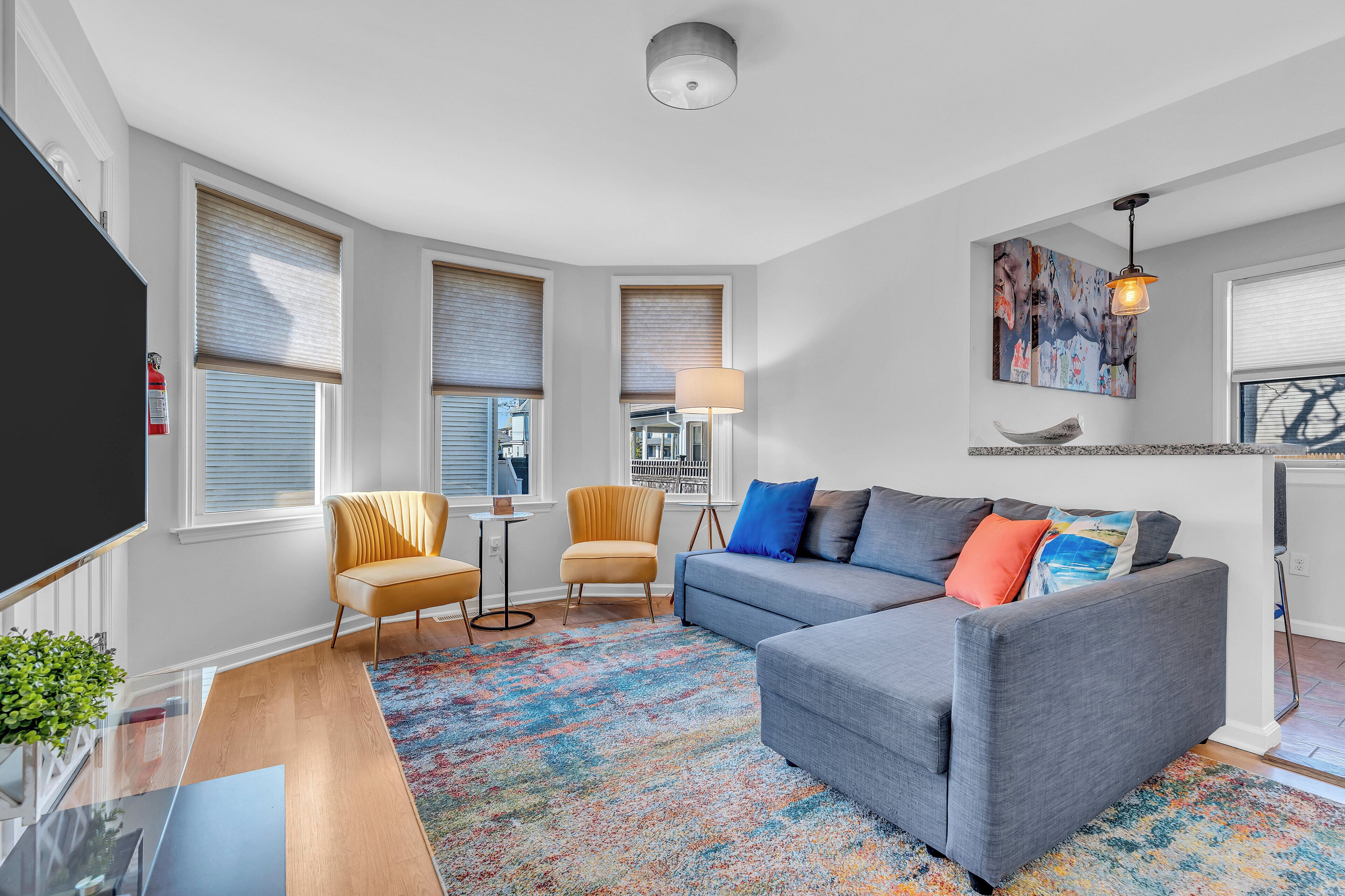 House, Multiple Beds, Kitchen | Living area