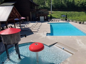 Pool - Mountain Retreat w/ Hot Tub & Games! Sleeps 10! (Sevierville)