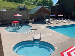 Pool - Mountain Retreat w/ Hot Tub & Games! Sleeps 10! (Sevierville)