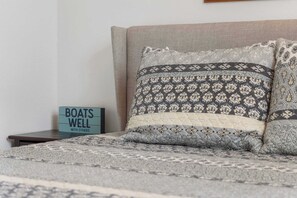 2 habitaciones, decoración personalizada y muebles diferentes