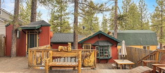 Buck Bear Cozy Cabin A Perfect Couples Retreat!