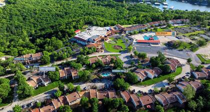 Lake Getaway