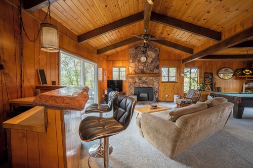 Sonora Splendor Stately 3 BDR on Secluded Lot!